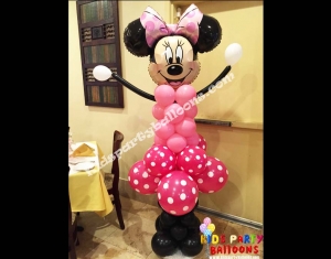 Minnie-Mouse-sculpture