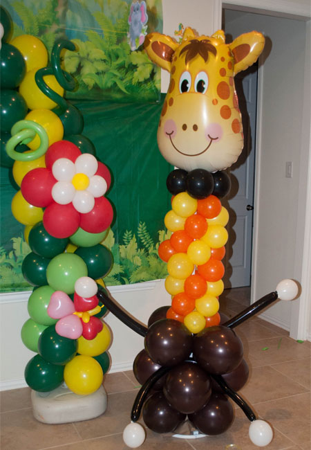 Giraffe Balloon Column 