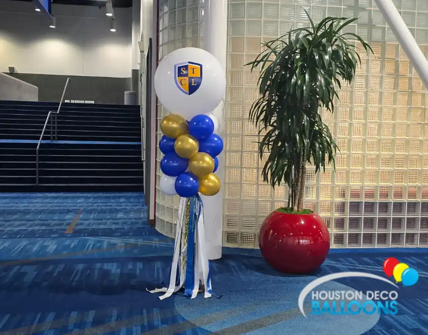 Big-Topper-Column-with-Streamers-and-Logo